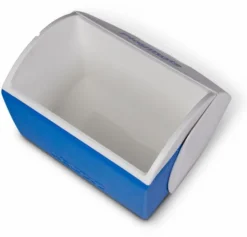 Igloo Playmate Elite Koelbox - 15,2 Liter - Lichtblauw 9 Igloo Playmate Elite Koelbox - 15,2 Liter - Lichtblauw -Kampeerclub 900 963 00032645 o2